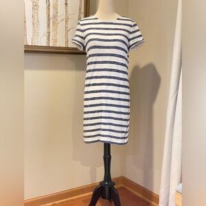 Alice and Olivia Striped T shirt Dress size Medium navy blue & white retail $198